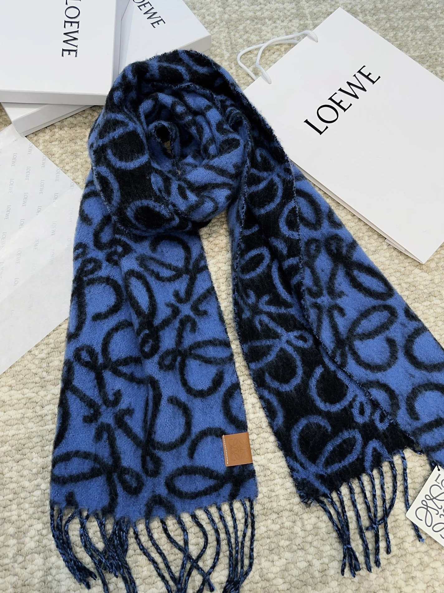 Bold 6358 LOEWE Scarf