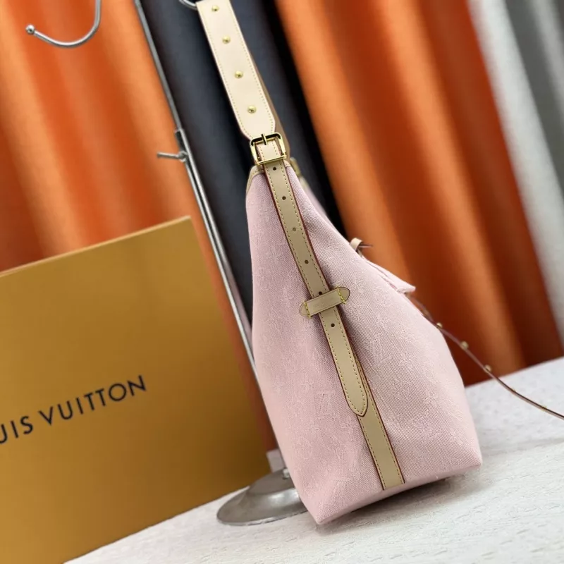 Bold 6412 Louis Vuitton AAA Quality Shoulder Bags For Women