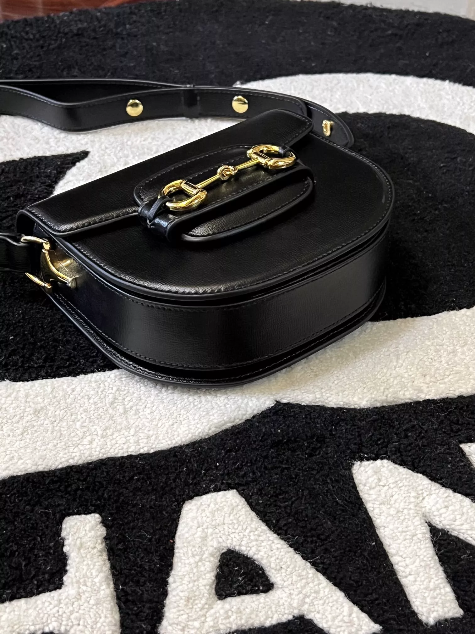 Bold 6435 Gucci AAA Quality Messenger Bags For Women