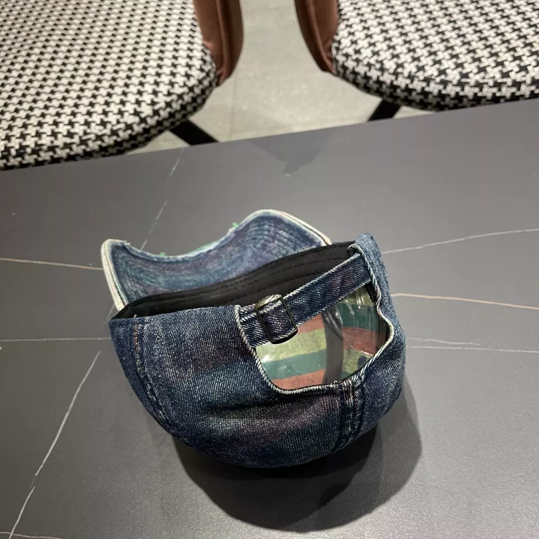 Bold 6662 Moncler Caps