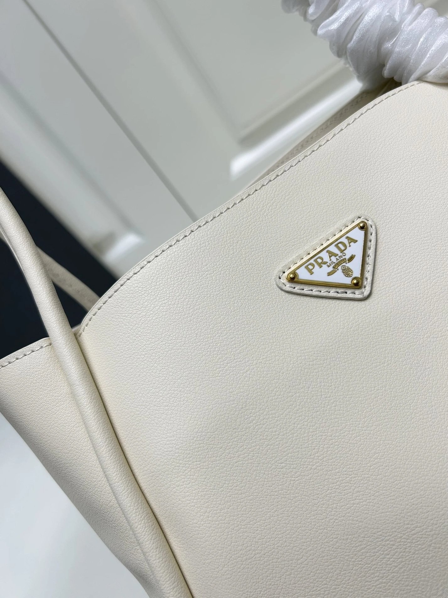 Bold 6841 Prada AAA Quality Shoulder Bags For Women