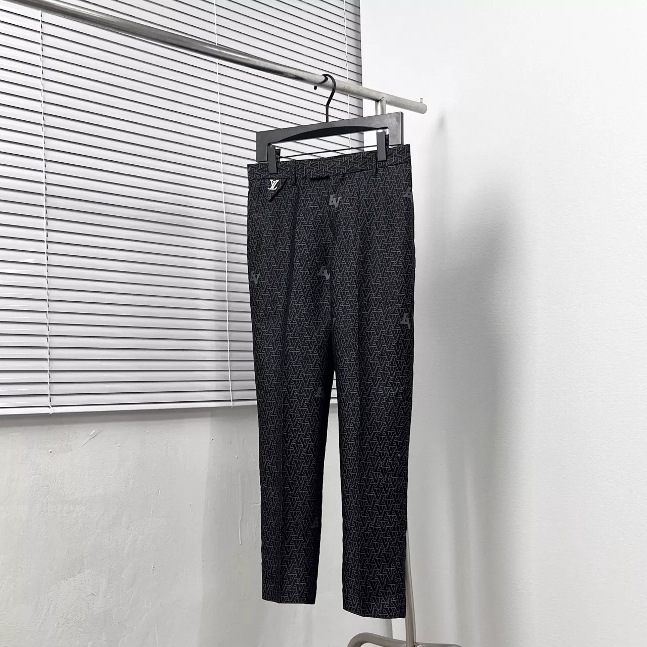 Bold 7012 Louis Vuitton LV Pants For Men
