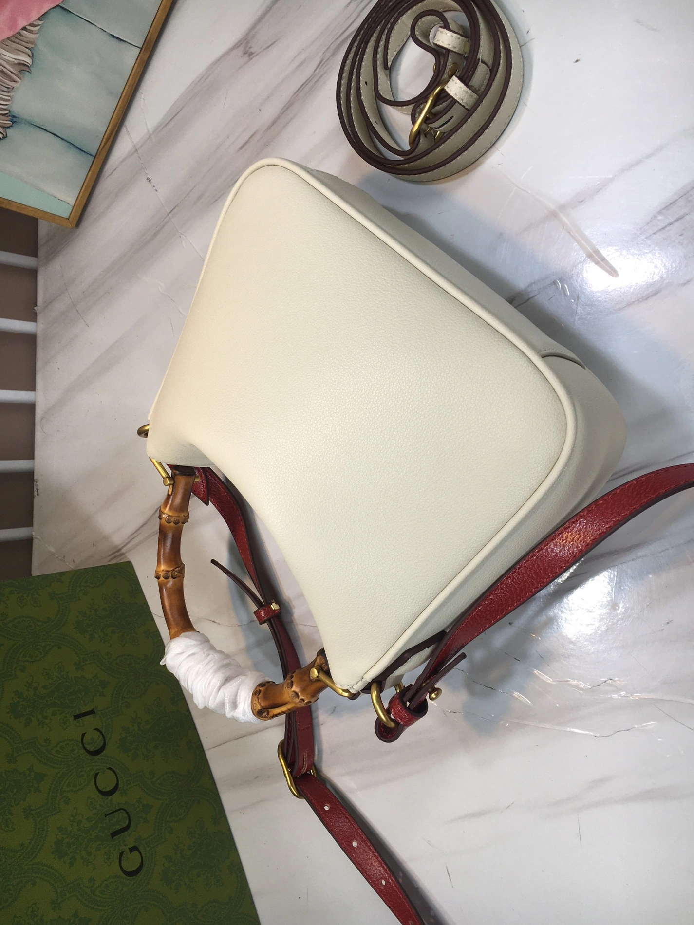 Bold 7117 Gucci AAA Quality Messenger Bags For Women
