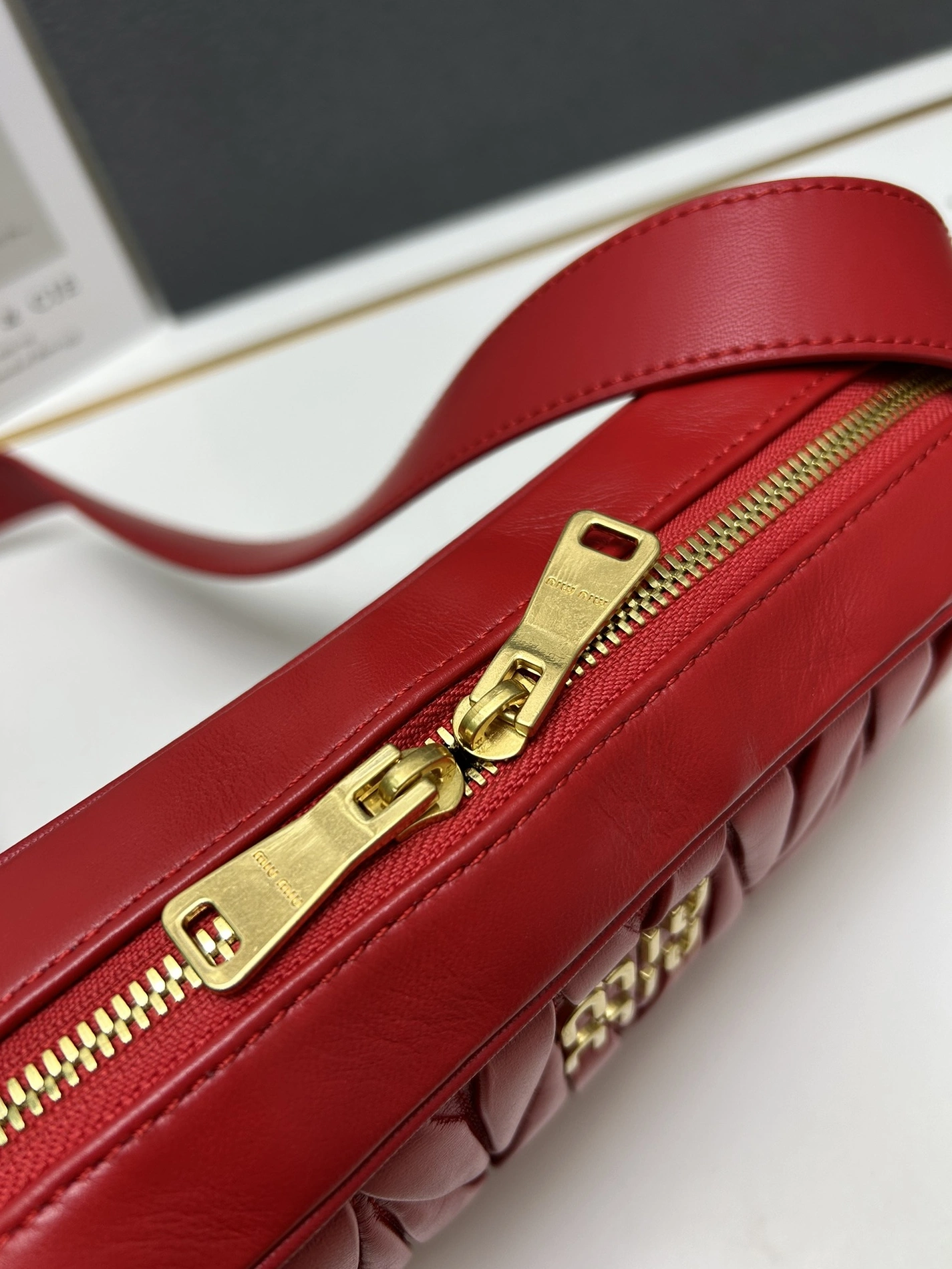 Bold 7312 MIU MIU AAA Quality Messenger Bags For Women