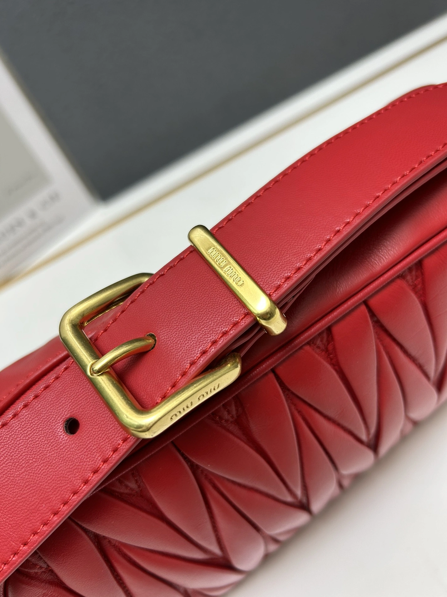 Bold 7312 MIU MIU AAA Quality Messenger Bags For Women