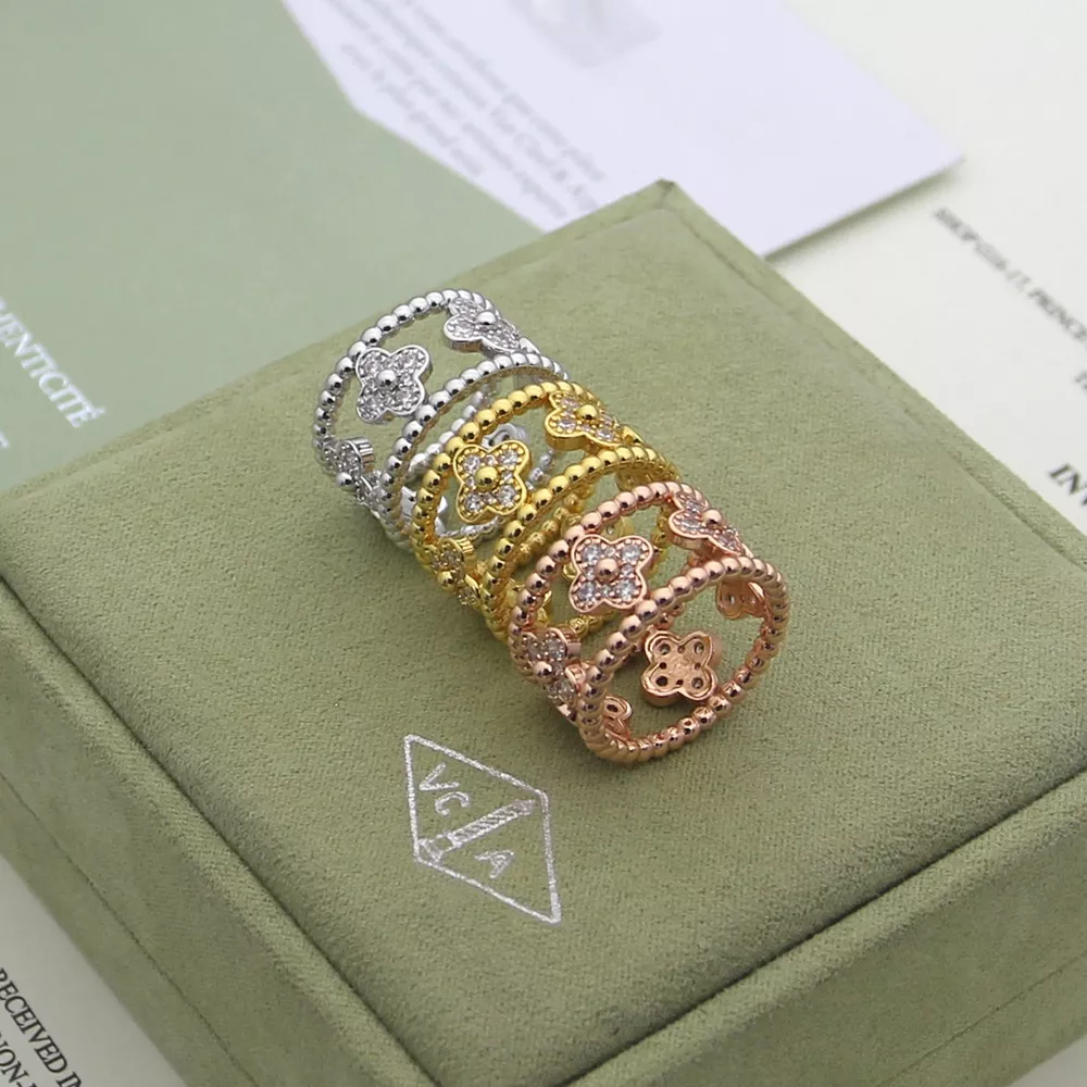 Bold 7516 Van Cleef & Arpels Rings For Women