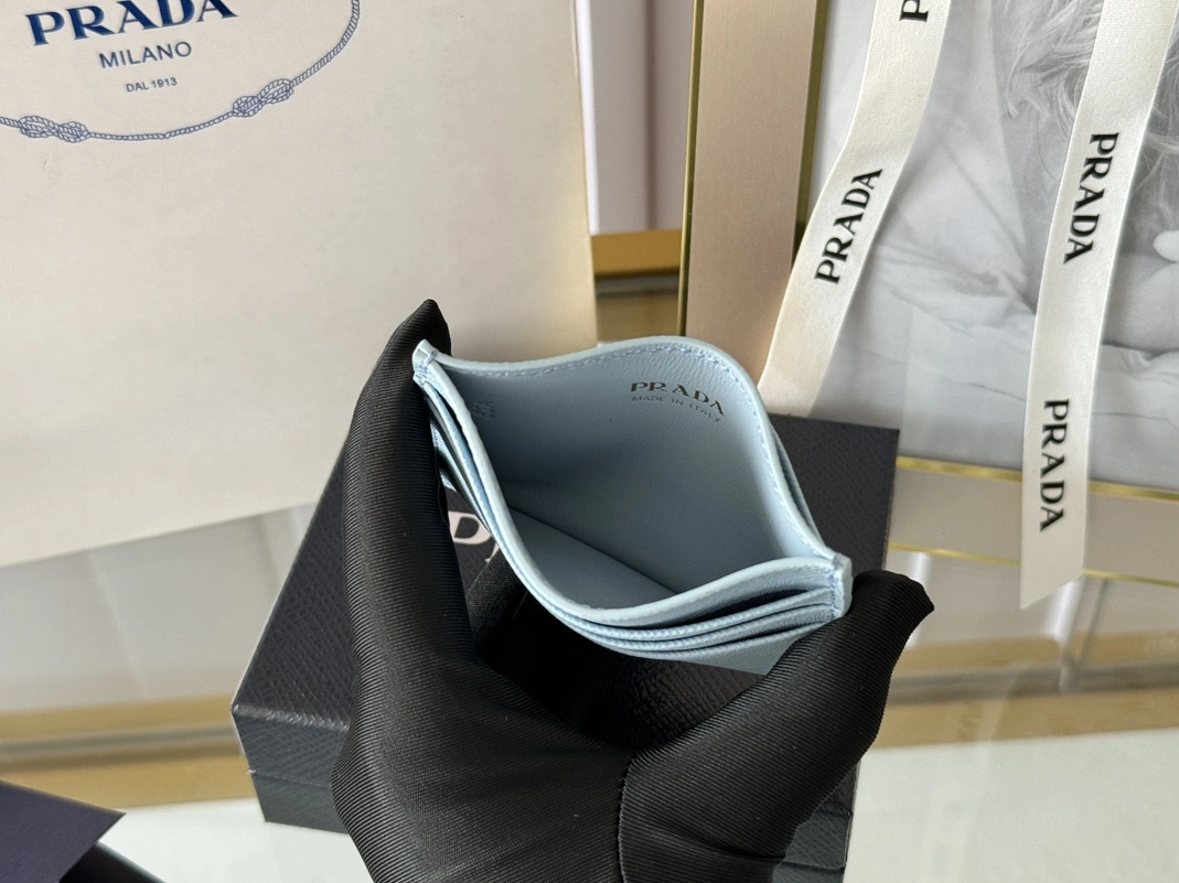 Bold 7578 Prada Card Case For Women