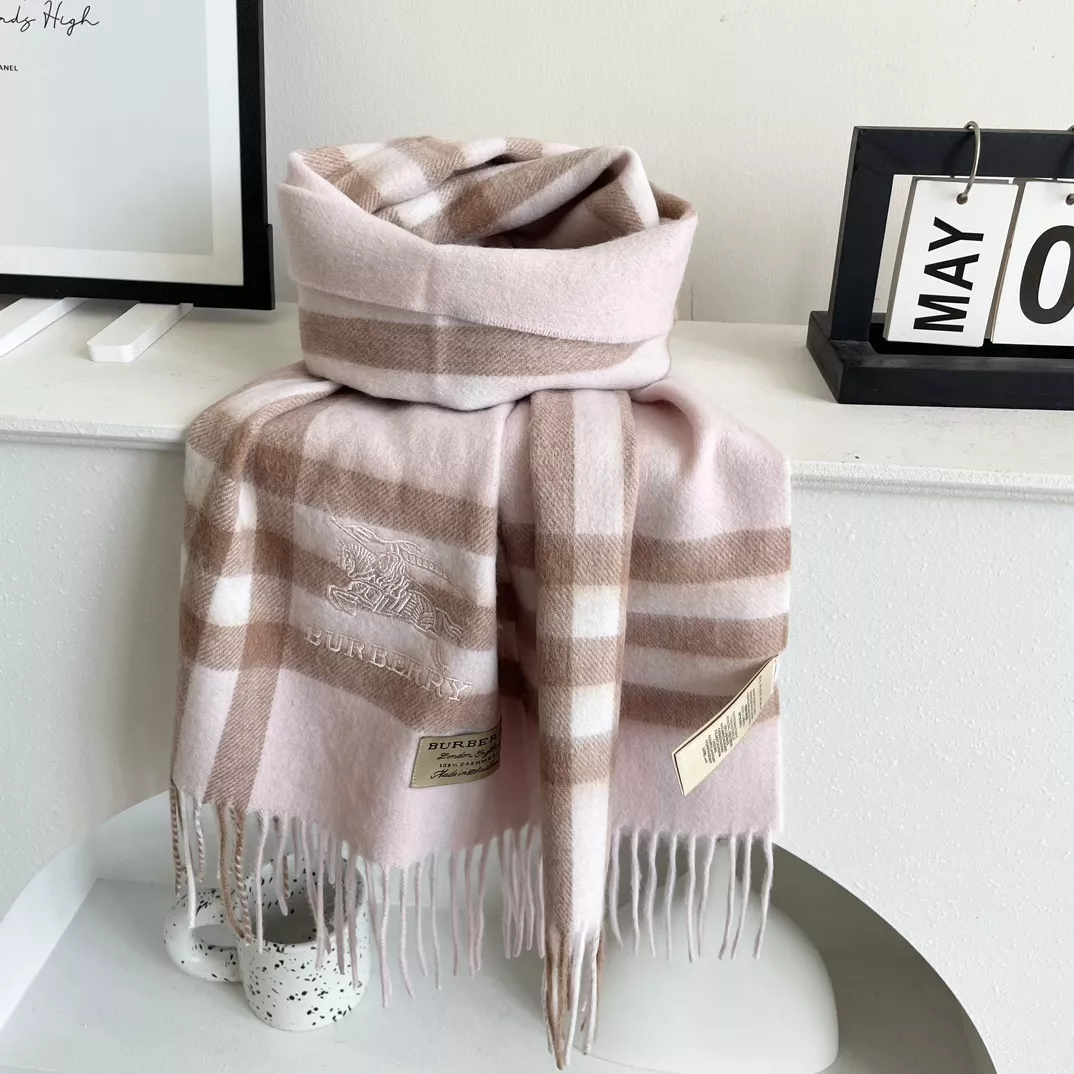 Bold 7772 Burberry Scarf For Women