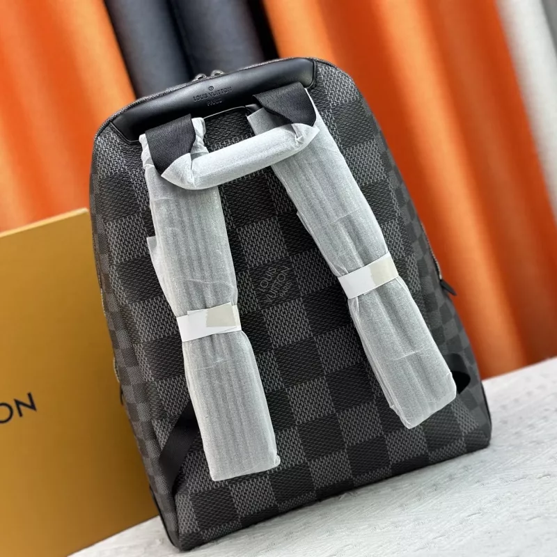 Bold 7880 Louis Vuitton LV AAA Man Backpacks