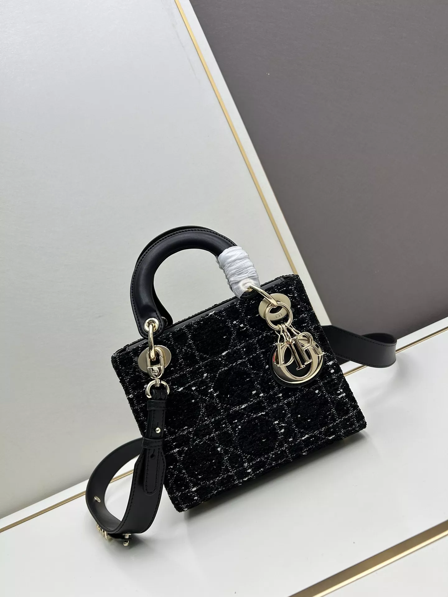 Bold 8056 Christian Dior AAA Quality Handbags For Women
