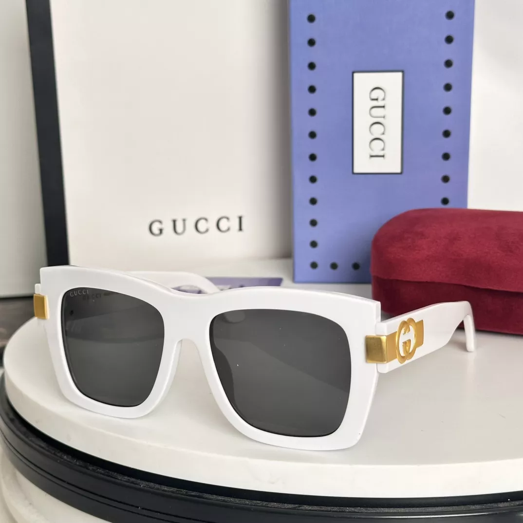 Bold 8096 Gucci AAA Quality Sunglasses