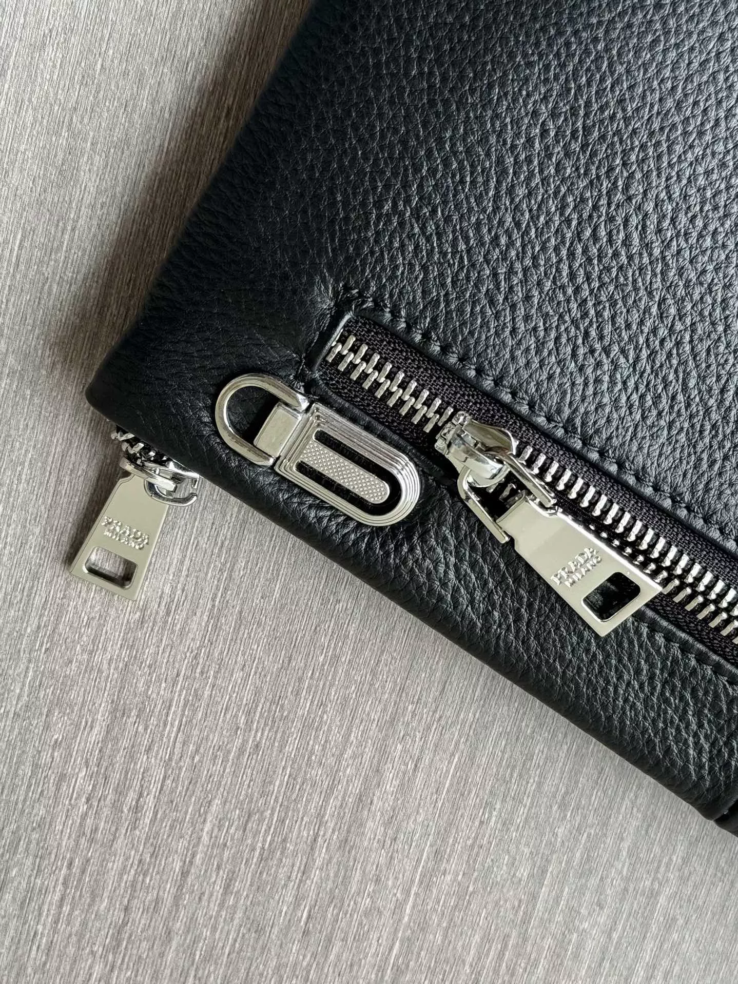 Bold 8216 Prada AAA Man Wallets