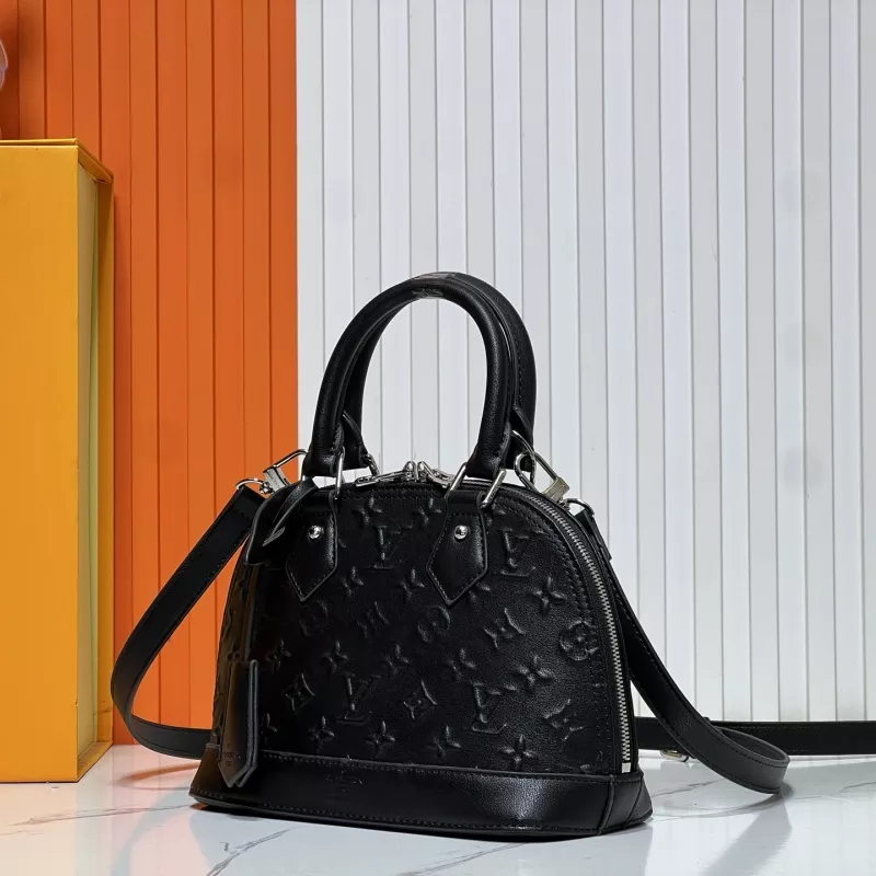 Bold 8344 Louis Vuitton AAA Quality Handbags For Women