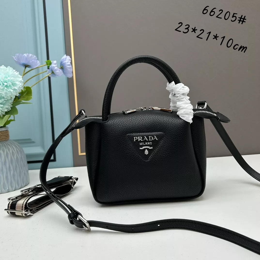 Bold 8408 Prada AAA Quality Handbags For Women