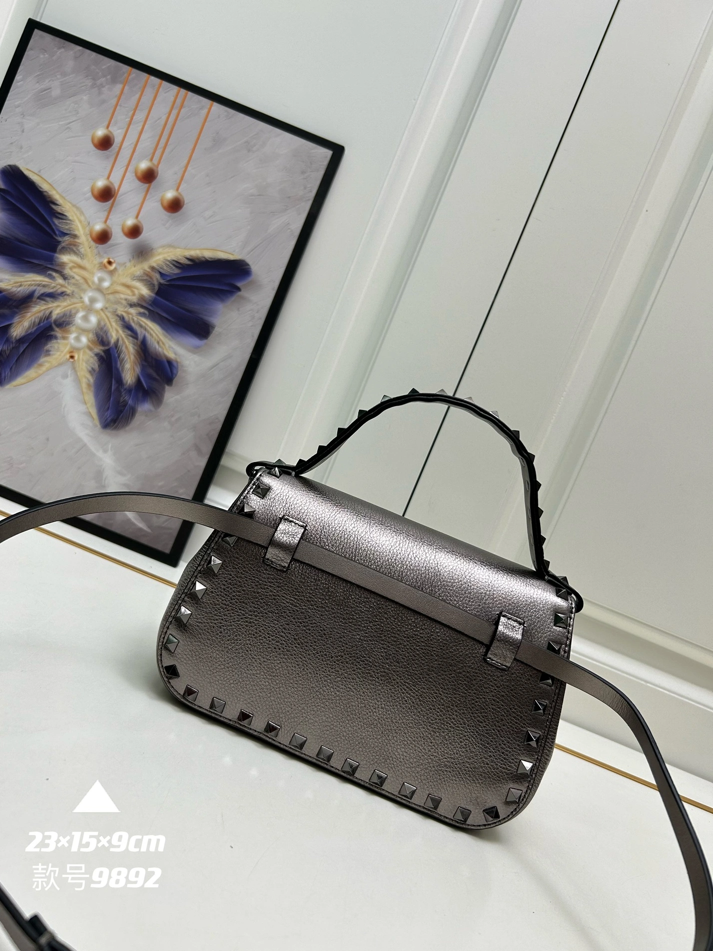 Bold 8449 Valentino AAA Quality Messenger Bags For Women
