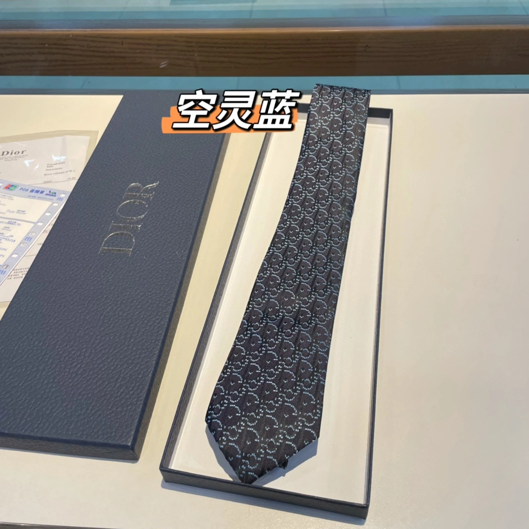 Bold 8553 Christian Dior Necktie For Men