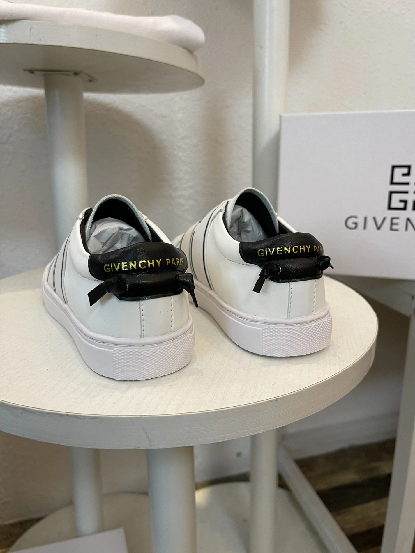 Bold 8639 Givenchy Kids Shoes For Kids