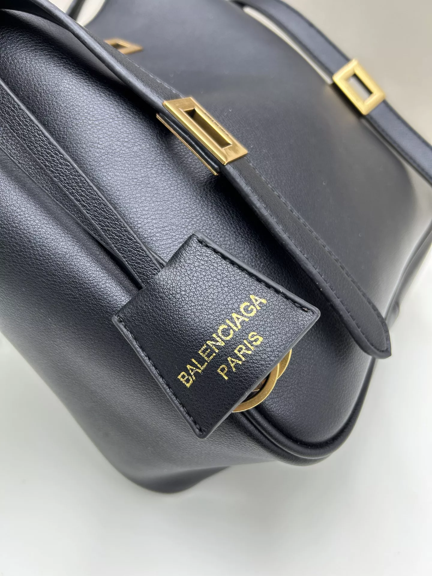 Bold 8714 Balenciaga AAA Quality Shoulder Bags For Women