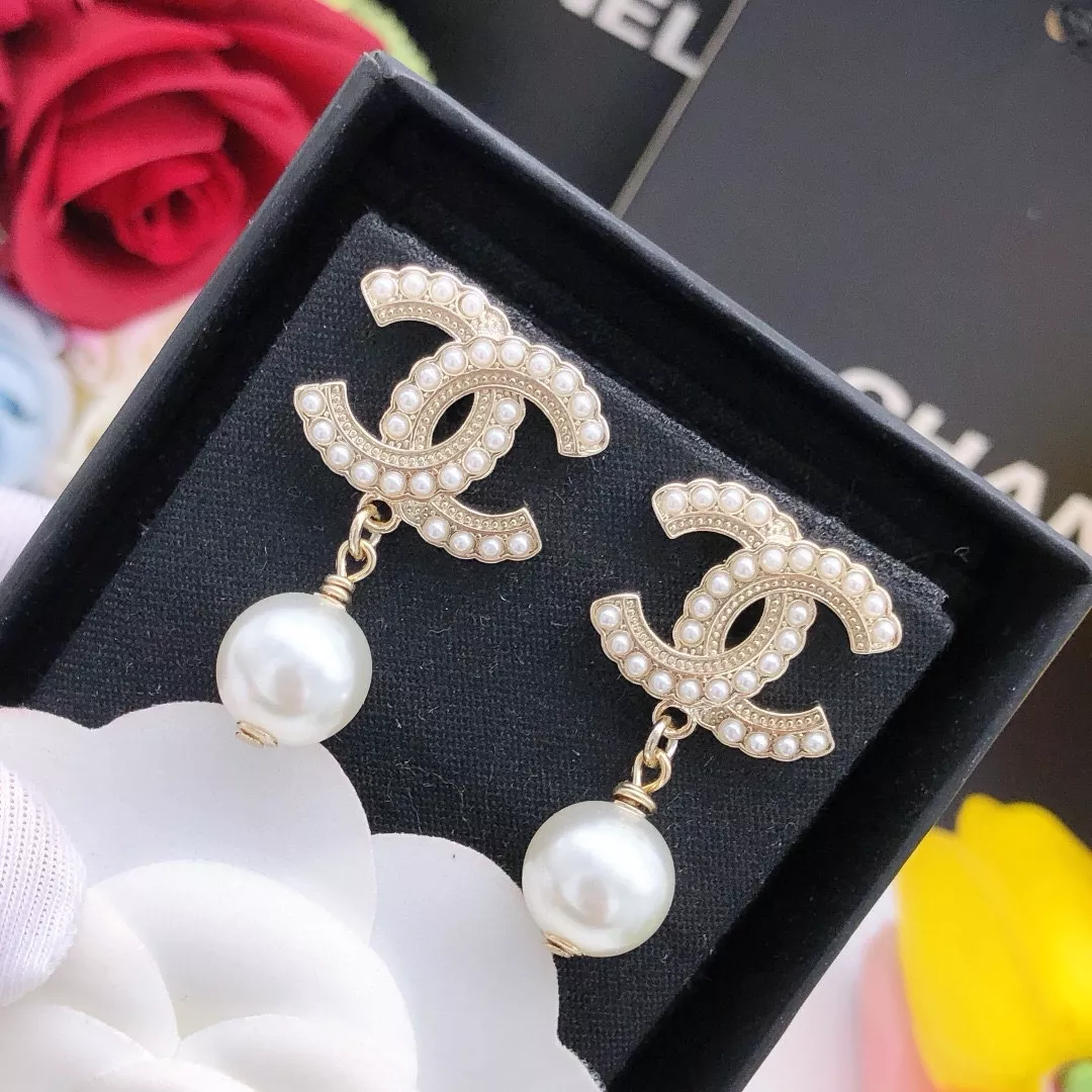 Bold 8814 Chanel Earrings For Women