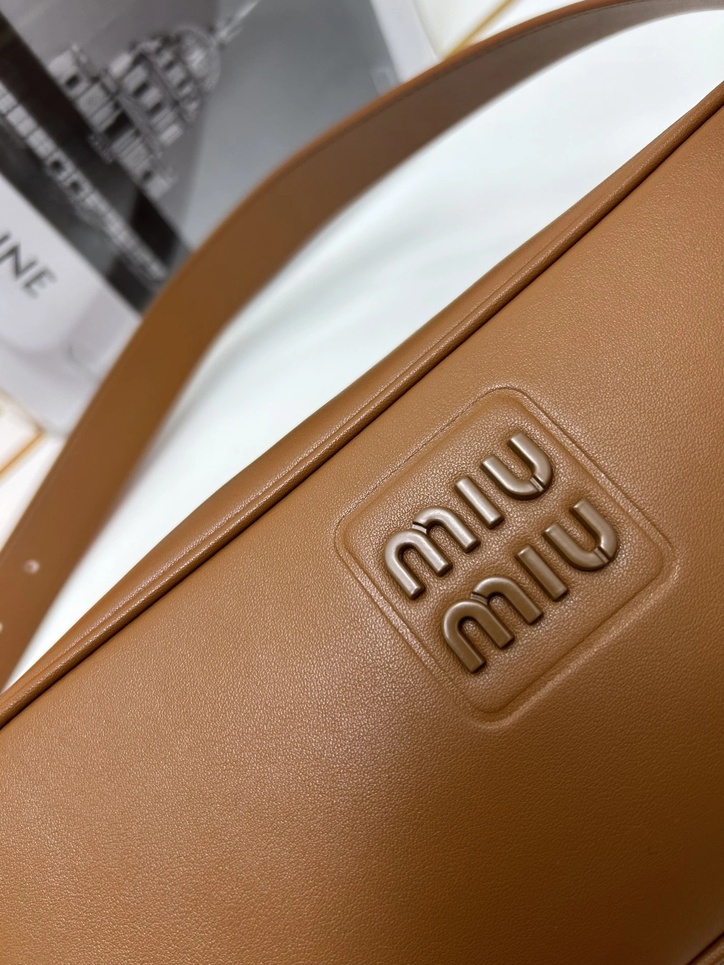 Bold 8856 MIU MIU AAA Quality Messenger Bags For Women