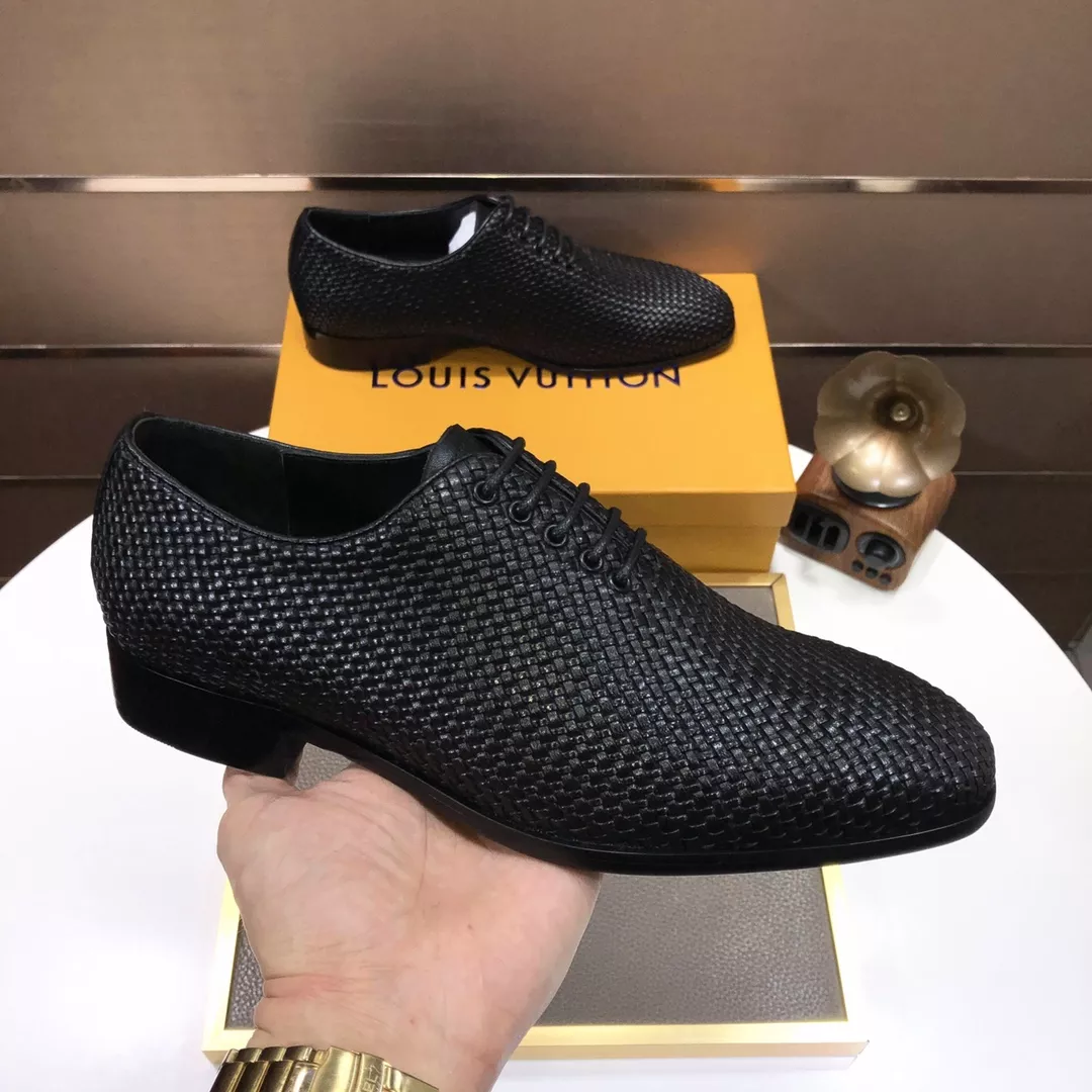 Bold 9042 Louis Vuitton LV Oxfords Shoes For Men
