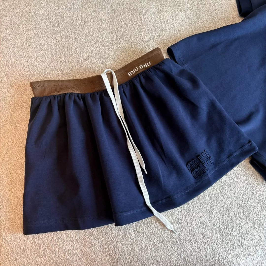 Bold 9048 MIU MIU Tracksuits Short Sleeved For Women