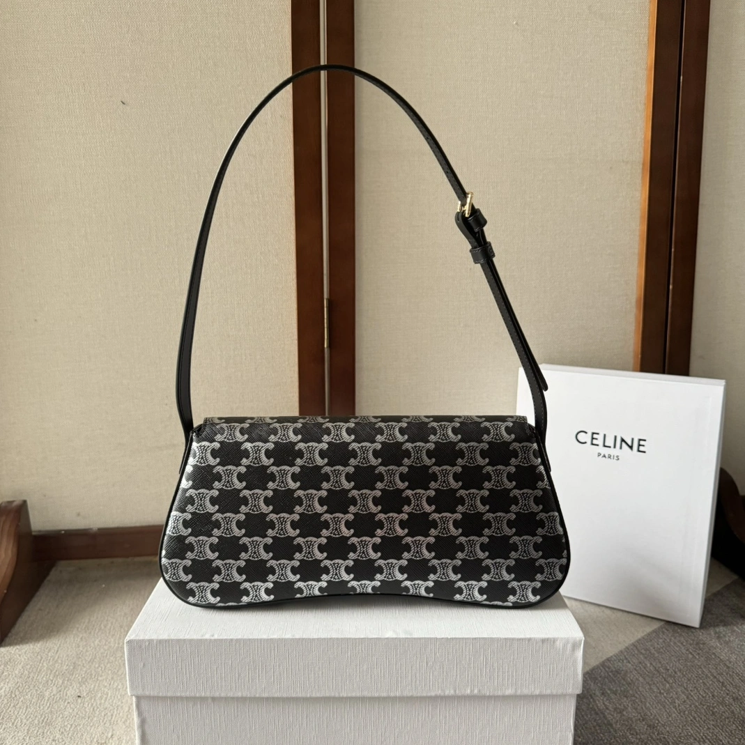 Bold 9113 Celine AAA Quality Shoulder Bags For Women
