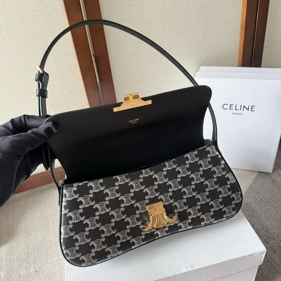 Bold 9113 Celine AAA Quality Shoulder Bags For Women