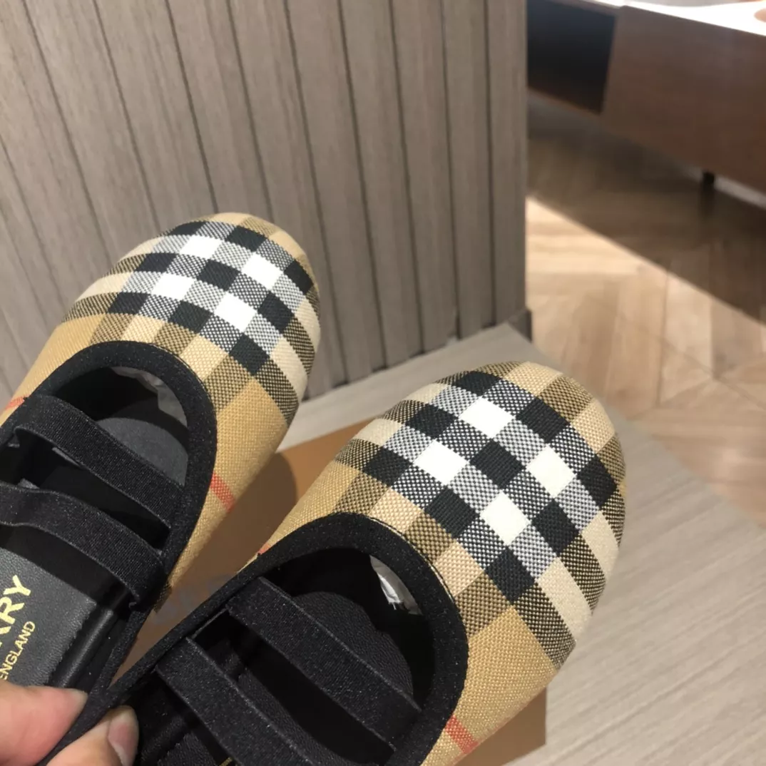 Bold 9151 Burberry Kids' Shoes