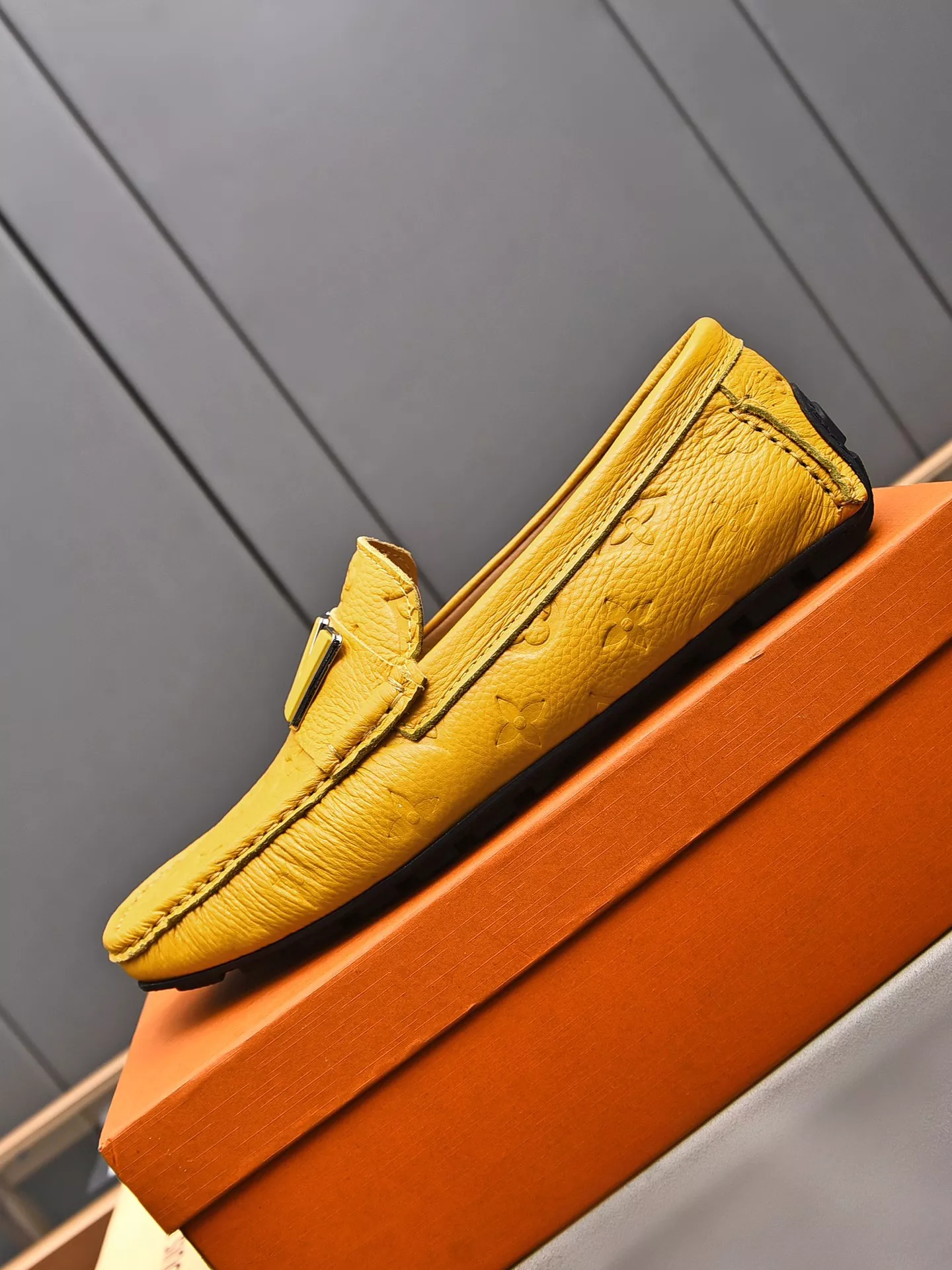 Bold 9154 Louis Vuitton LV Oxfords Shoes For Men