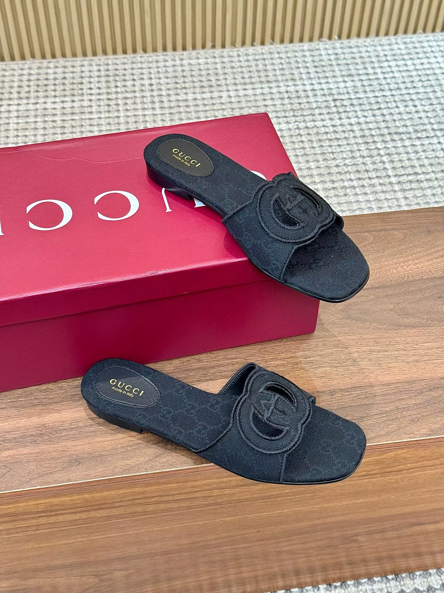 Bold 9155 Gucci Slippers For Women
