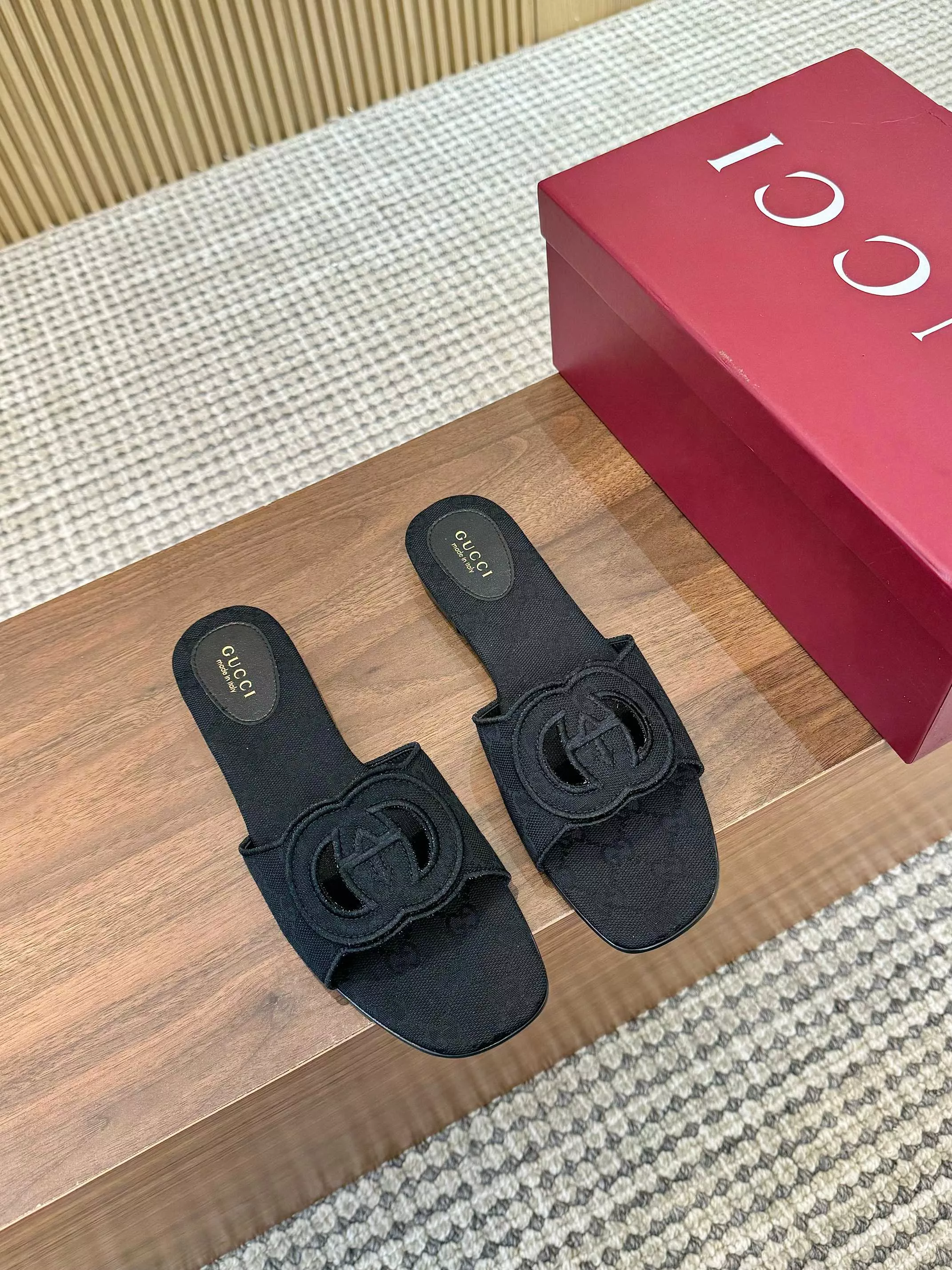 Bold 9155 Gucci Slippers For Women