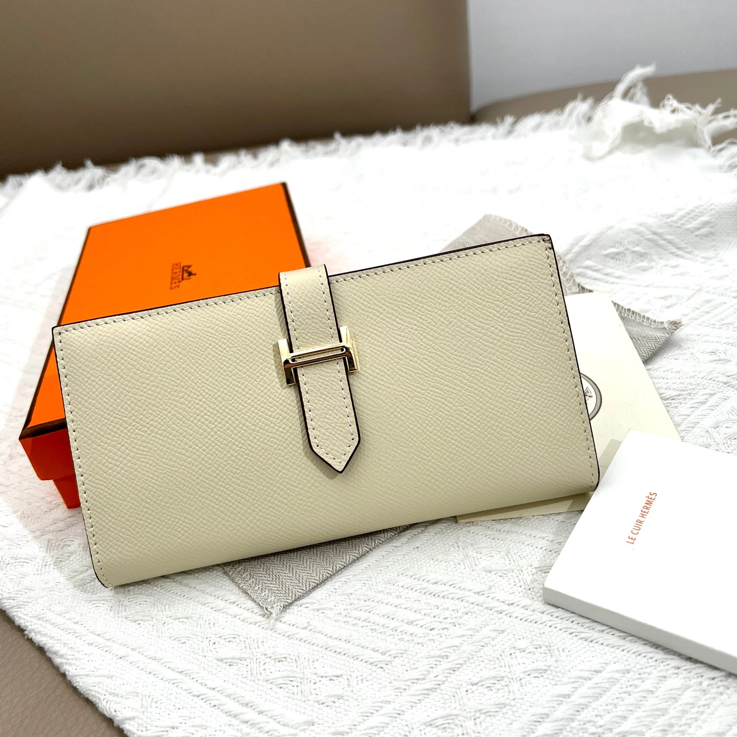 Bold 9190 Hermes AAA Quality Wallets