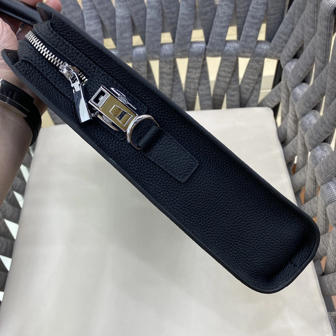 Bold 9542 Louis Vuitton AAA Man Handbags