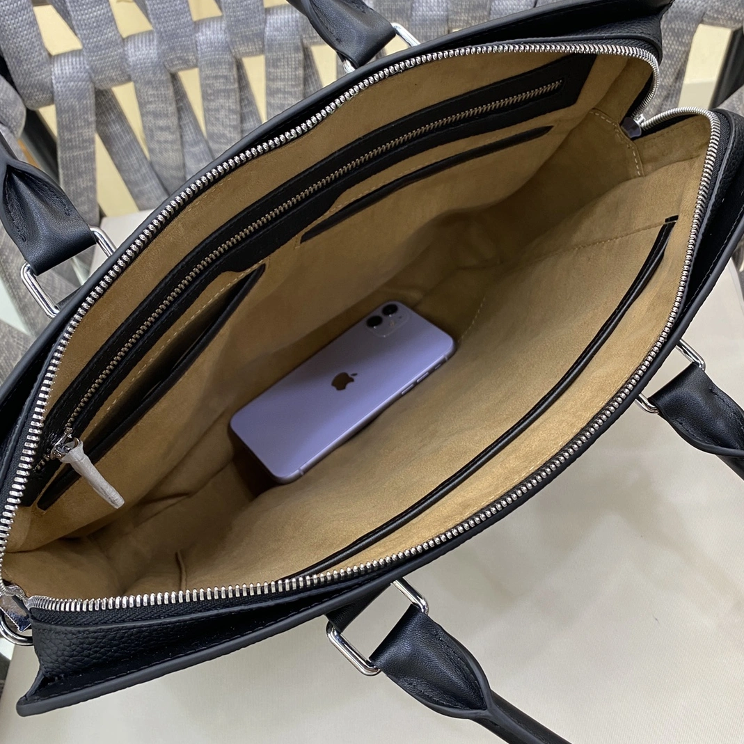 Bold 9542 Louis Vuitton AAA Man Handbags
