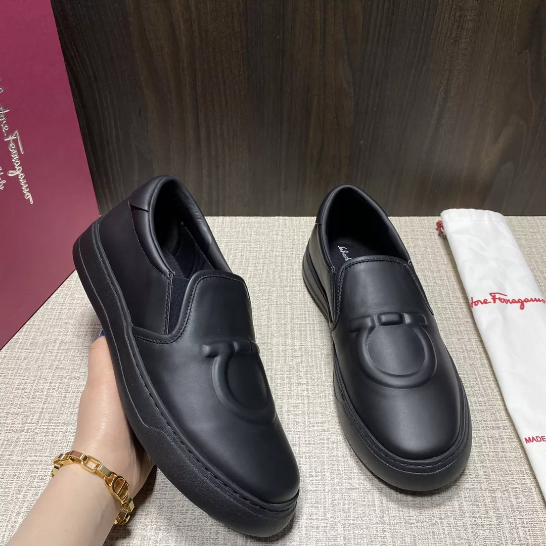 Bold 996 Salvatore Ferragamo Casual Shoes For Men
