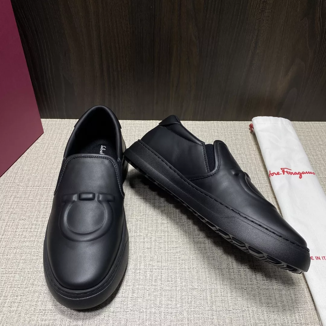 Bold 996 Salvatore Ferragamo Casual Shoes For Men