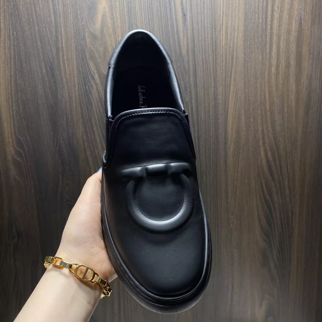 Bold 996 Salvatore Ferragamo Casual Shoes For Men