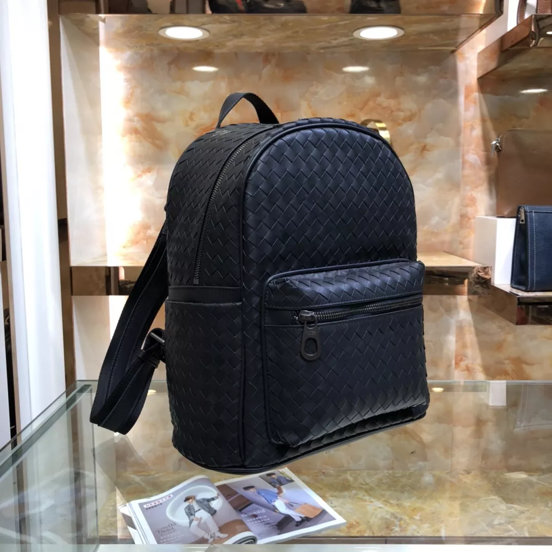 Bottega Veneta AAA Man Backpacks StreetReady 9644