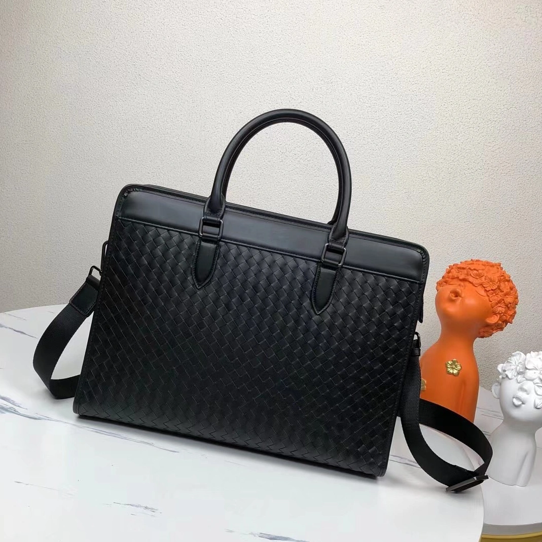 Bottega Veneta AAA Man Handbags Durable 5210