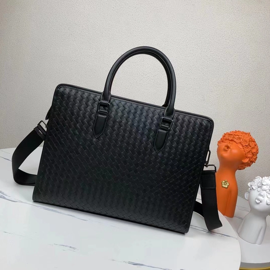 Bottega Veneta AAA Man Handbags Durable 5210