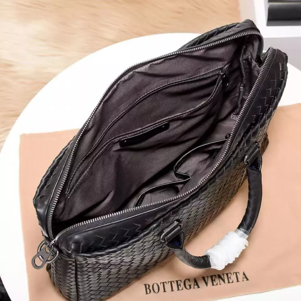Bottega Veneta AAA Man Handbags EasyMatch 7793