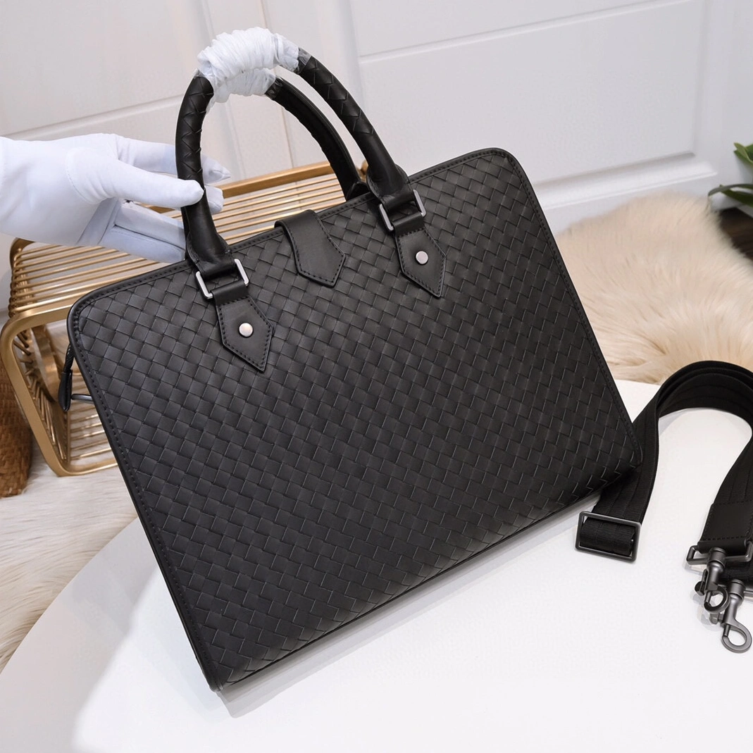 Bottega Veneta AAA Man Handbags StreetReady 1852