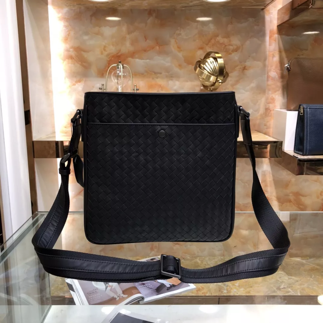 Bottega Veneta AAA Man Messenger Bags Reliable 8134