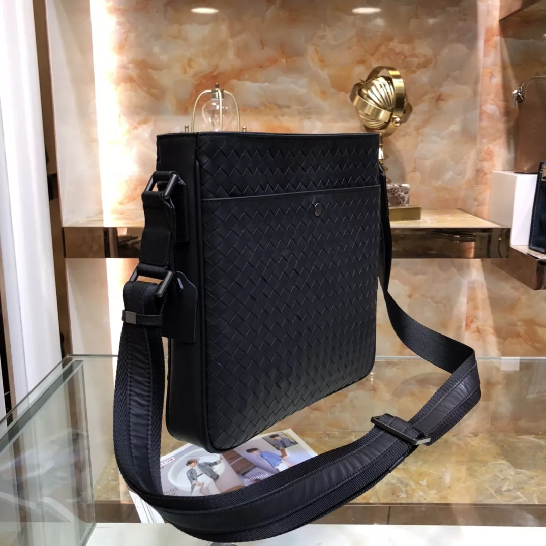 Bottega Veneta AAA Man Messenger Bags Reliable 8134