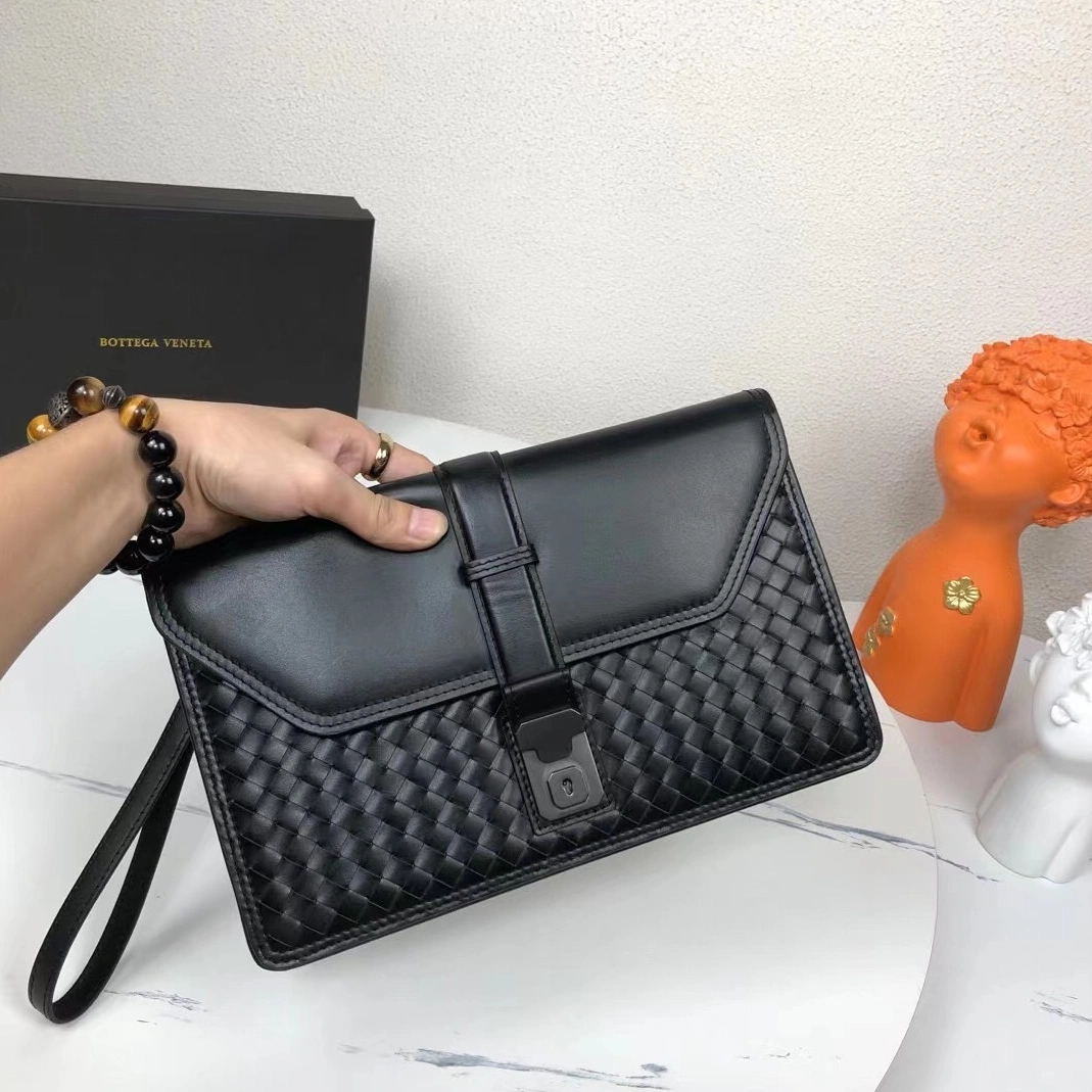 Bottega Veneta AAA Man Wallets EyeCatching 4166
