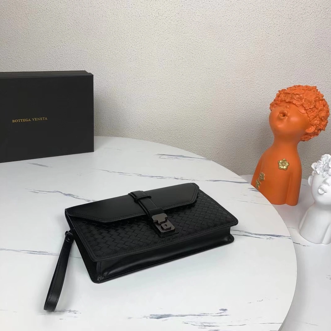 Bottega Veneta AAA Man Wallets EyeCatching 4166