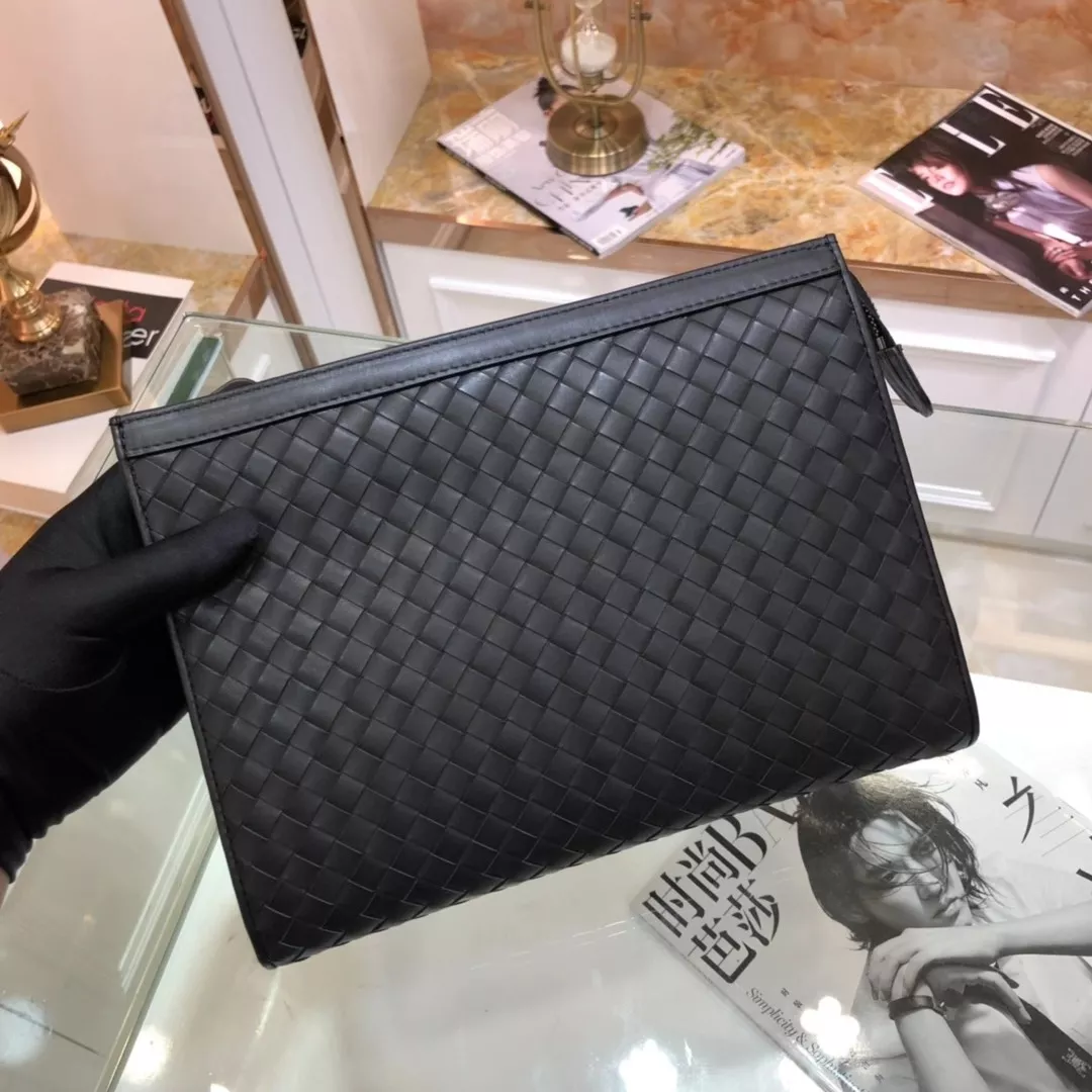 Bottega Veneta AAA Man Wallets Stylish 3993