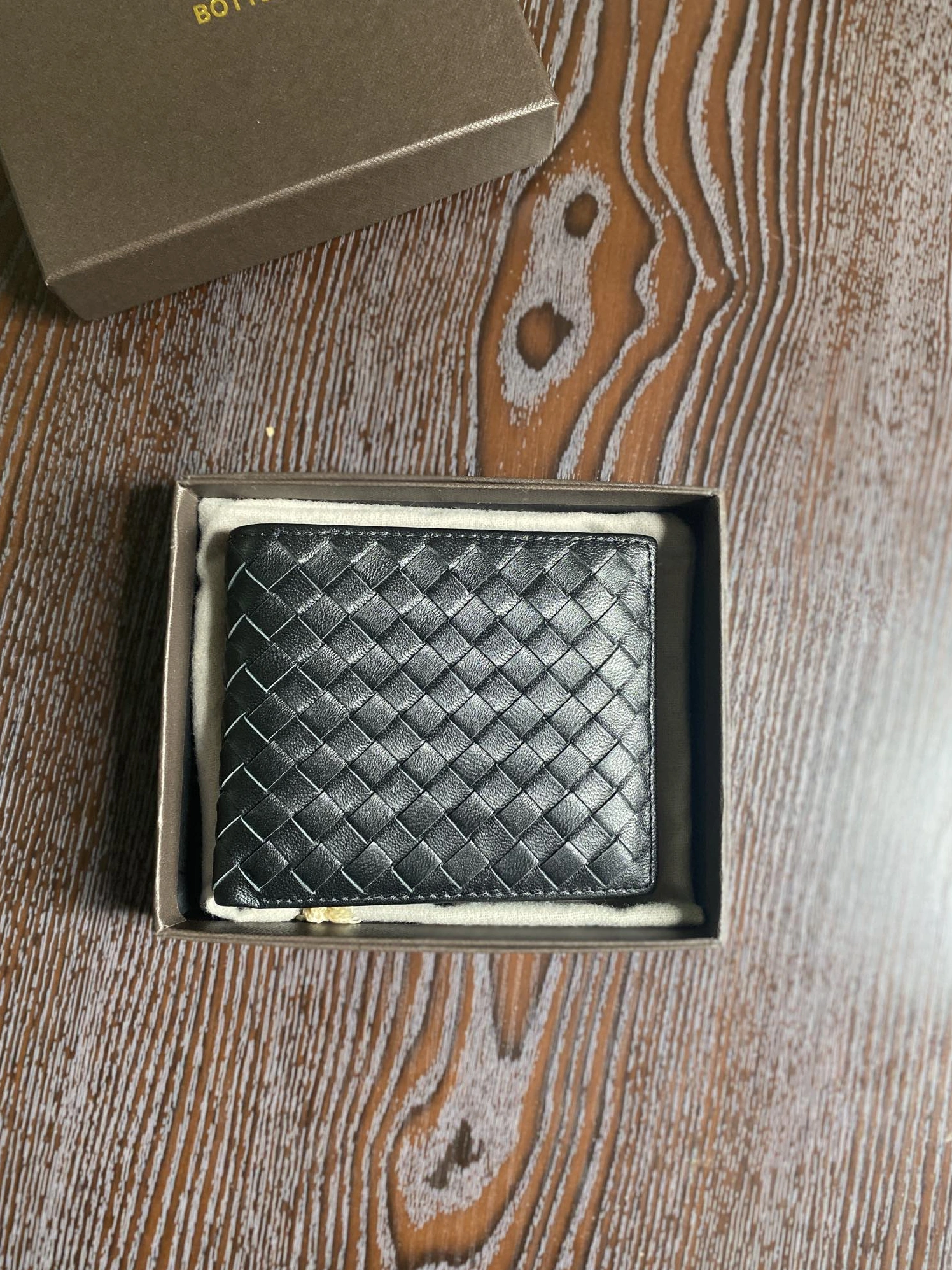 Bottega Veneta AAA Man Wallets Versatile 6938