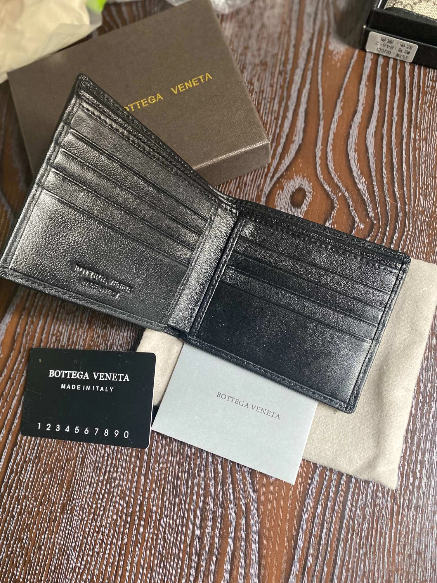 Bottega Veneta AAA Man Wallets Versatile 6938